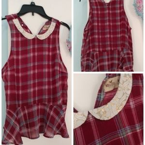 Medium Hollister top